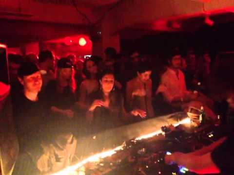 Mobile recording on 10/03/2013 02:44