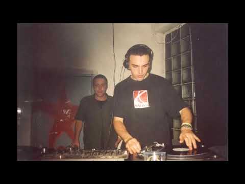 Kemal - Live at The Baltic Room - 18.12.2001- Part 2