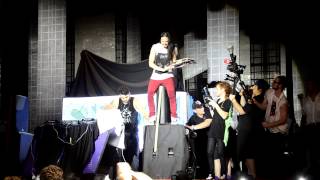 Cake me  Steve Aoki Cancun 2013