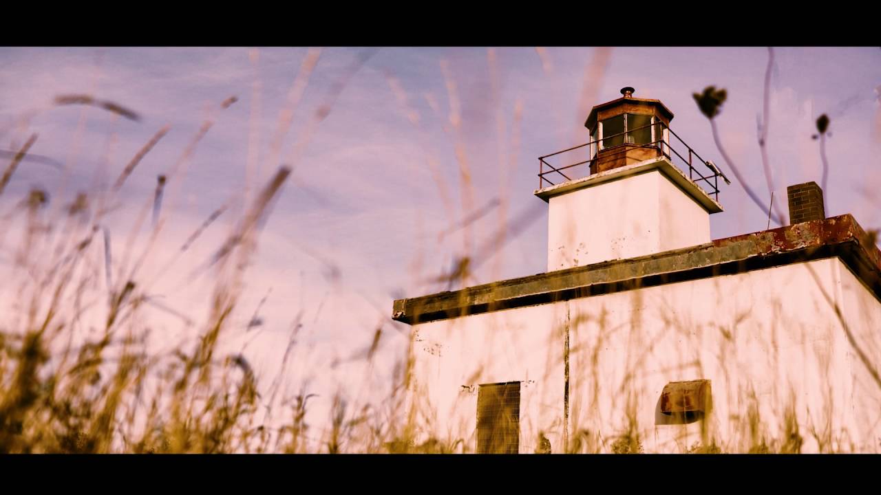 Caribou Island Lighthouse October 2016 - Prior to dismantling.