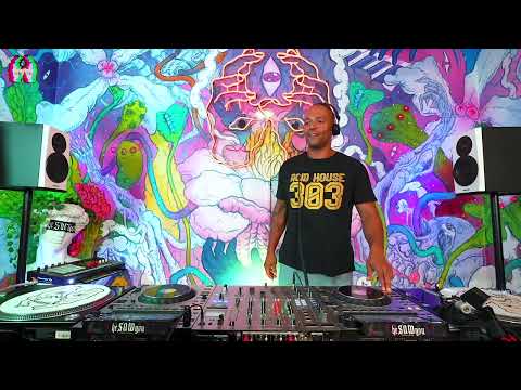 RAY OKPARA @heSAWyouPodcast