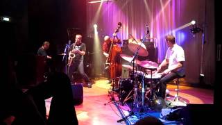 Sten Sandell Hammon Organ Trio + Mats Gustafsson 2 (Le Weekend 2010)