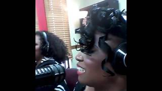 Let me see you clap your hands