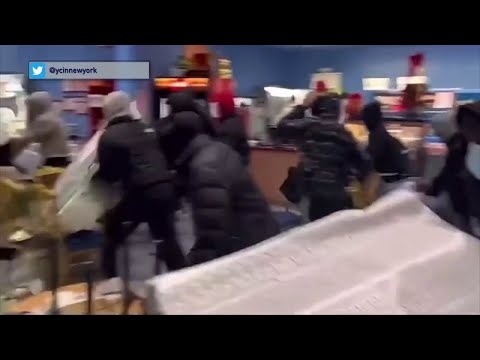 NYC Queens Fish Village Seafood Restaurant Ransacked