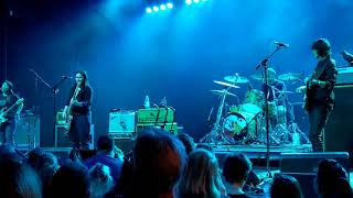 The Breeders - The MetaGoth & Gigantic (Pixies cover)