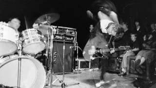 Unwound - rubber band heart