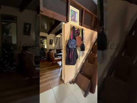 EN ALQUILER CASA DE 2 DORMITORIOS, UBICADA EN EL BARRIO EL GENERAL, COLONIA.