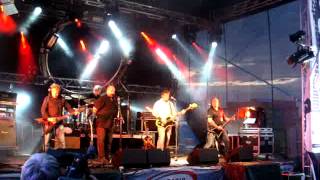 Timo Rautiainen & Neljäs Sektori - Tulkaa Kotiin