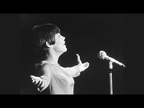 Mireille Mathieu - Viens Dans Ma Rue (Olympia, Paris, 1966)