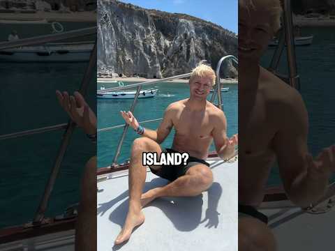 Is This Italy’s Most Beautiful Island? 🇮🇹 #Ponza #Italy #Italian #Italiano #italianfood #Island
