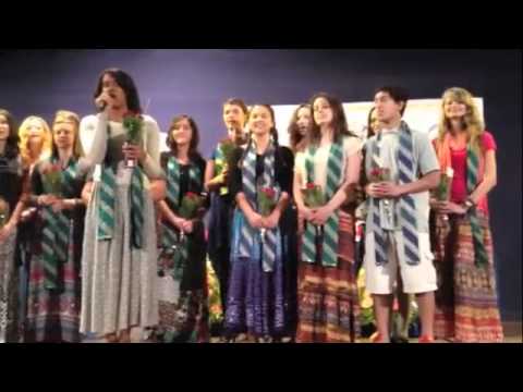 American Students Sing in Hindi
