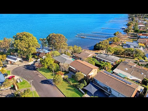 12 Coogee Road, Point Clare - Property Video for Ray White Point Clare by Chosen Photography