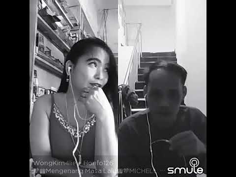 Mengenang masa lalu.