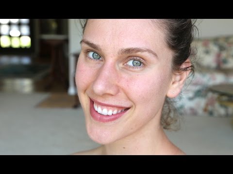 ACNE UPDATE: I FINALLY HAVE CLEAR SKIN  (+ I'm Delusional + Life Changes) | Cassandra Bankson Video