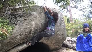 Video thumbnail de Parachute Problem, V10. Black Mountain