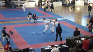 preview picture of video 'Cpto. C.Valenciana de Karate Senior, Kumite +84 Jose Muñoz 8ºs de final 12-02-2011 Gandia'