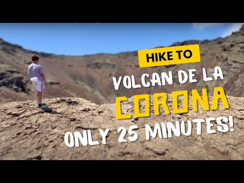 It's only a short hike to the spectacular crater of Volcán de la Corona – Yé (Lanzarote)