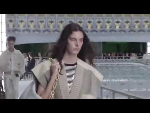 COSIMA and DENISE for LOUIS VUITTON Spring Summer 2021 Fashion Show