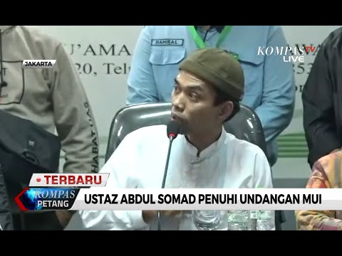 <p>Ustaz Abdul Somad memenuhi undangan MUIuntuk mengklarifikasi ceramahnya yang viral di media sosial yang kemudian dilaporkan oleh beberapa pihak ke kepolisian. Menanggapi pertanyaan apakah dirinya perlu meminta maaf, Ustaz Abdul Somad tidak perlu meminta maaf karena menyampaikan ajaran agamanya pada komunitas umat Islam.</p>
<p>Sebelumnya, video ceramah Ustaz Abdul Somad terkait salib yang viral di media sosial sejak beberapa hari lalu belakangan berbuntut panjang. Setelah video itu viral, Ustaz Somad dilaporkan ke Bareskrim Polri. Sebenarnya, tak hanya ke Bareskrim, laporan terhadap Ustaz Somad juga terdaftar di Polda Nusa Tenggara Timur (NTT) dan Polda Metro Jaya. Laporan disampaikan ke polisi karena ceramah Ustaz Somad dianggap mengganggu ketertiban umum. Isi ceramah dinilai berpotensi menimbulkan keributan di publik.</p>
<p>#UstazAbdulSomad #CeramahViral #Viral</p>
<p>Jangan lewatkan live streaming Kompas TV 24 jam non stop di kompas.tv/live. Supaya tidak ketinggalan berita-berita terkini, terlengkap, serta laporan langsung dari berbagai daerah di Indonesia, yuk subscribe channel youtube Kompas TV. Aktifkan juga lonceng supaya kamu dapat notifikasi kalau ada video baru. </p>
<p>Media social Kompas TV:<br />
Facebook: facebook.com/KompasTV<br />
Instagram: instagram.com/kompastv<br />
Twitter: twitter.com/KompasTV<br />
LINE: line.me/ti/p/%40KompasTV</p>
<p>Ustaz Abdul Somad memenuhi undangan MUIuntuk mengklarifikasi ceramahnya yang viral di media sosial yang kemudian dilaporkan oleh beberapa pihak ke kepolisian. Menanggapi pertanyaan apakah dirinya perlu meminta maaf, Ustaz Abdul Somad tidak perlu meminta maaf karena menyampaikan ajaran agamanya pada komunitas umat Islam.</p>
<p>Sebelumnya, video ceramah Ustaz Abdul Somad terkait salib yang viral di media sosial sejak beberapa hari lalu belakangan berbuntut panjang. Setelah video itu viral, Ustaz Somad dilaporkan ke Bareskrim Polri. Sebenarnya, tak hanya ke Bareskrim, laporan terhadap Ustaz Somad juga terdaftar di Polda Nusa Tenggara Timur (NTT) dan Polda Metro Jaya. Laporan disampaikan ke polisi karena ceramah Ustaz Somad dianggap mengganggu ketertiban umum. Isi ceramah dinilai berpotensi menimbulkan keributan di publik.</p>
<p>#UstazAbdulSomad #CeramahViral #Viral</p>
<p>Jangan lewatkan live streaming Kompas TV 24 jam non stop di kompas.tv/live. Supaya tidak ketinggalan berita-berita terkini, terlengkap, serta laporan langsung dari berbagai daerah di Indonesia, yuk subscribe channel youtube Kompas TV. Aktifkan juga lonceng supaya kamu dapat notifikasi kalau ada video baru. </p>
<p>Media social Kompas TV:<br />
Facebook: facebook.com/KompasTV<br />
Instagram: instagram.com/kompastv<br />
Twitter: twitter.com/KompasTV<br />
LINE: line.me/ti/p/%40KompasTV</p>