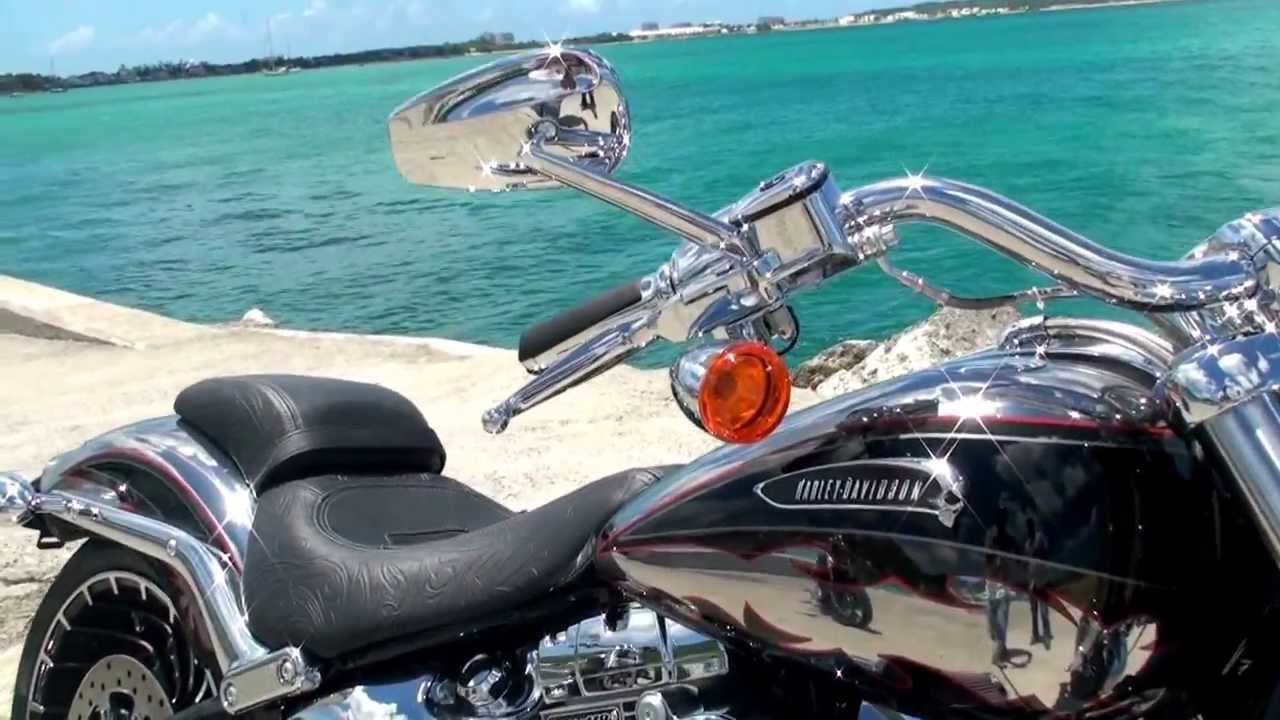 2014 Softail Breakout CVO Molten Silver