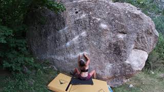 Video thumbnail of Curvar, 6a+. Cavallers