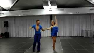 preview picture of video 'David y María - Salsa - Actuación en Zamora'