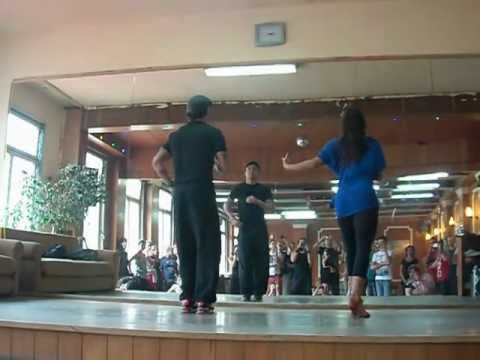 Fernando Sandy - salsaconmiguel.AVI