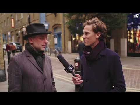 Vad tycker egentligen britterna om svenskar? Felix tar reda på det i andra säsongen av Chevaleresk!