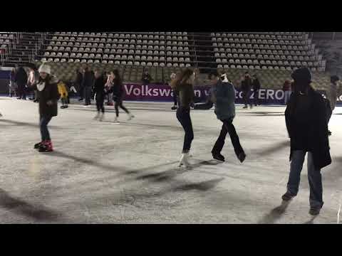 Proof that Gay people can’t skate