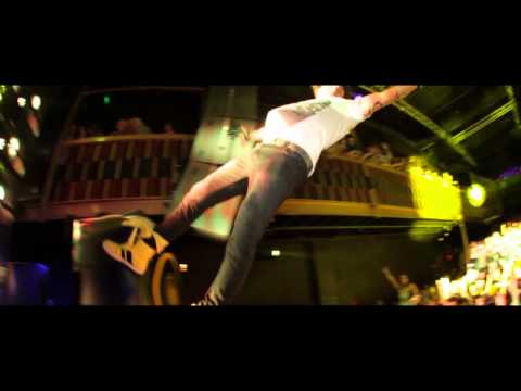 BOMBS AWAY - @ The Met with DJ Kronic