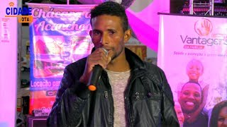 Charles mostra todo talento