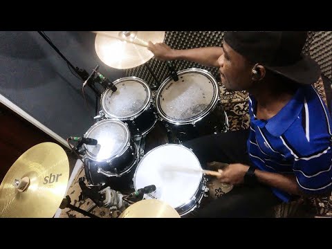 Comment: This is pure creative drumming 💯👌👍