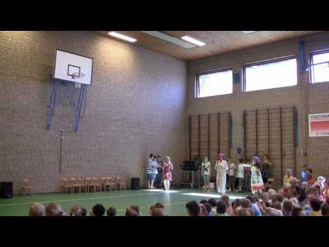 Maandviering afscheidslied Groep 8