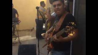 Crecer Germán tocando la batería