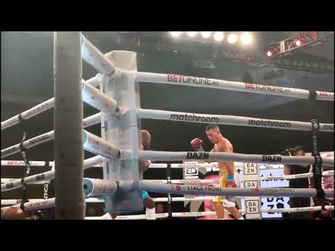 Orestes Velazquez propina TKO en el octavo a Mohames Soumaoro