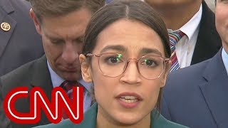 Ocasio-Cortez shrugs off Pelosi&#39;s comments on &quot;Green New Deal&quot;