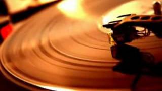 YouTube - Angela Winbush - Inner City Blues.flv