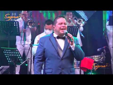 "Sé que no debo quererla" - Alvaro Granobles "El Romántico de la Salsa" y su Orquesta en vivo