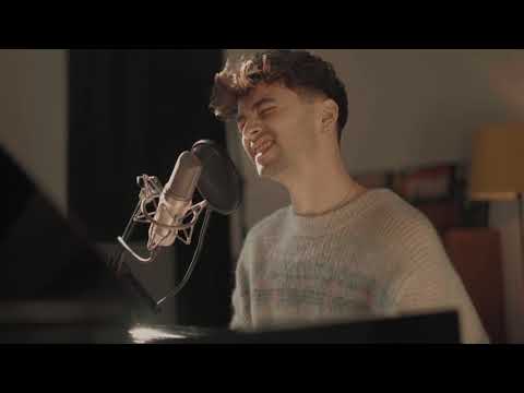 Benedict Cork - All My Famous Friends (Live at WWW Studios)