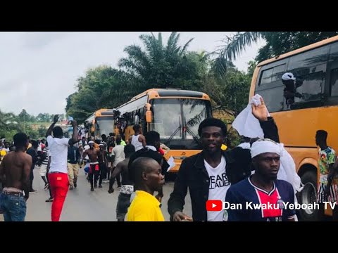Kotoku Royals FC supporters are stranded at Tema Sports Stadium clash with Police over Gate fee