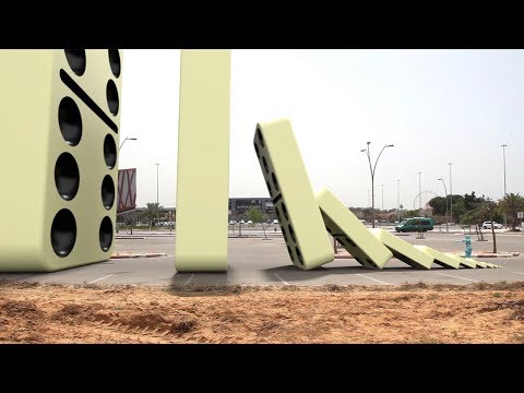 Domino Effect - The largest domino simulation V5 on Real Footage