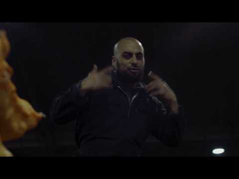 SANTI MOSTAFFA - El Club de la Pelea ft. Gavo [ Videoclip Oficial ] @lamaquinadesobakear @gavo.santana