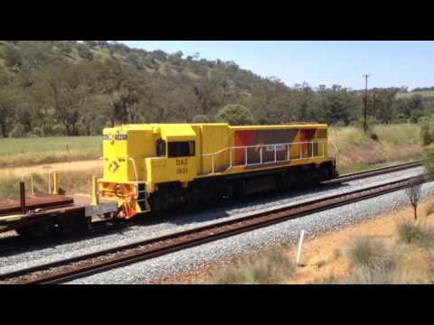 Australian Trains 26 - Aurizon DAZ1901 dropping rail in the Avon valley 10/10/15