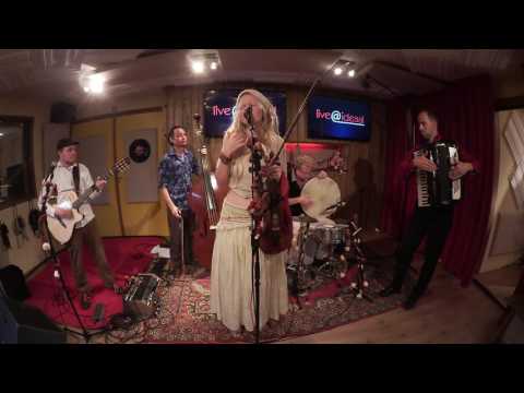 2016 Saffron Sun - Live op Radio Ideaal @ iBeat Studio