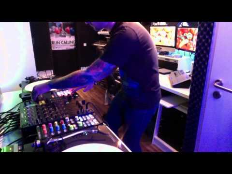 Ben Johnsen - Traktor Kontrol F1 Pulswerk Native Instruments
