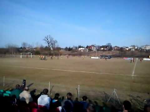 Garbarnia Kurów - Żyrzyniak Żyrzyn (nieuznany gol ze spalonego)