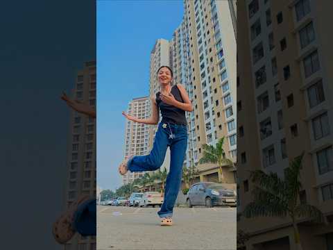 YouTube · Sahasi Dancer — Siapa yang sudah nonton "Khalouni n3ich (REDRED ver.)"? Goyangannya bikin kita pengen ikut dan...