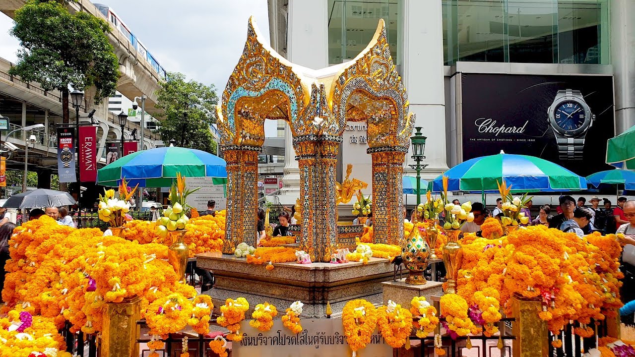 Embark on an immersive virtual exploration of Erawan Shrine.
