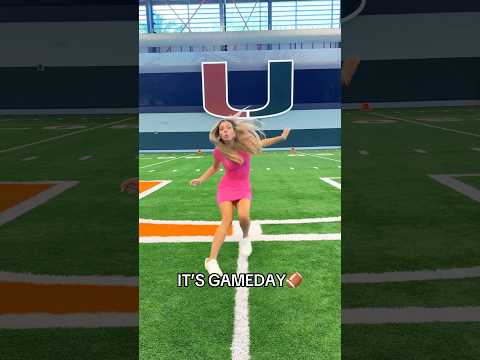 Florida vs Miami! Who will win?🏈 #cfb #shorts