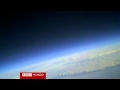 La Tierra desde la estratósfera con un globo de helio ...